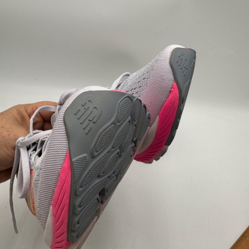New Balance Fresh Foam X 880v12 Libra Vibrant Pink Woman’s size 7 gray pink sne - Picture 4 of 12